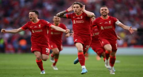 في ليلة إصابة صلاح.. ليفربول يلجأ إلى سيناريو الجنون ويتوج بكأس إنجلترا بهزيمة تشيلسي